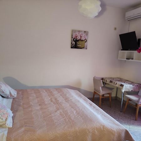 Apartamento Jurandvor 7A Lovric Baška Exterior foto