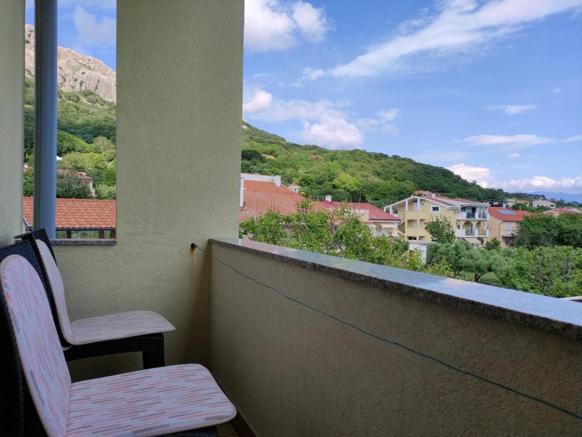 Apartamento Jurandvor 7A Lovric Baška Exterior foto