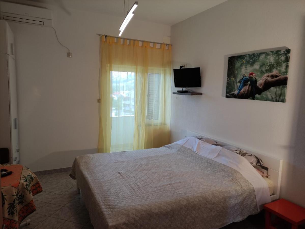 Apartamento Jurandvor 7A Lovric Baška Exterior foto